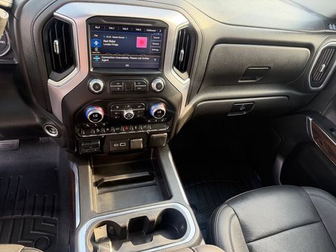 Used 2021 GMC Sierra 1500 SLT AWD/4WD image 27