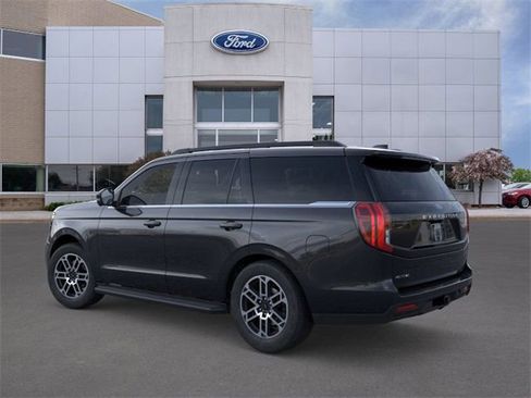 New 2025 Ford Expedition Active image 4