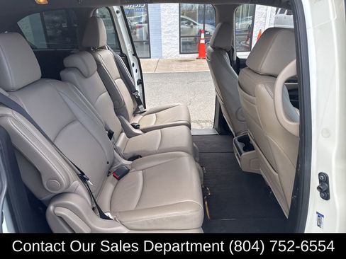 Used 2019 Honda Odyssey Elite image 17