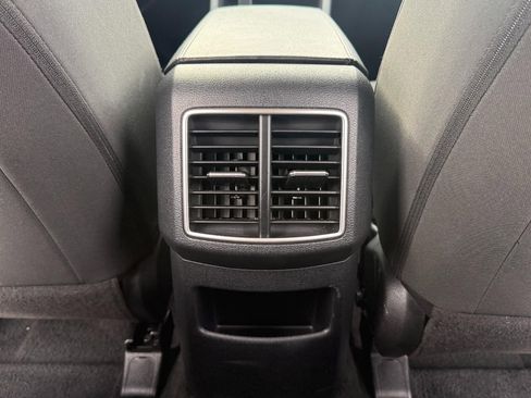 Used 2025 Kia Sportage LX image 28