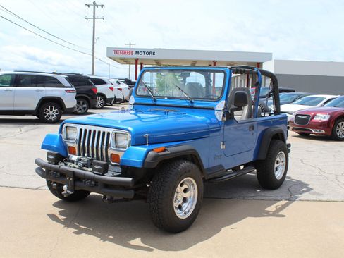Used 1993 Jeep Wrangler S image 11