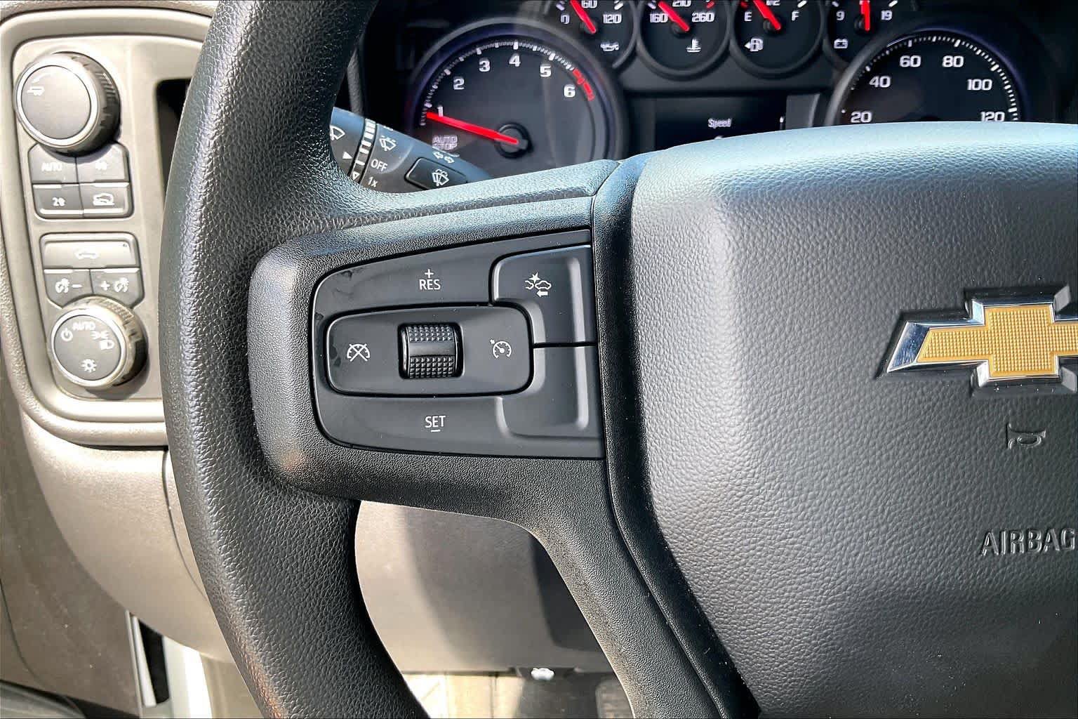Used 2023 Chevrolet Silverado 1500 Custom AWD/4WD image 17