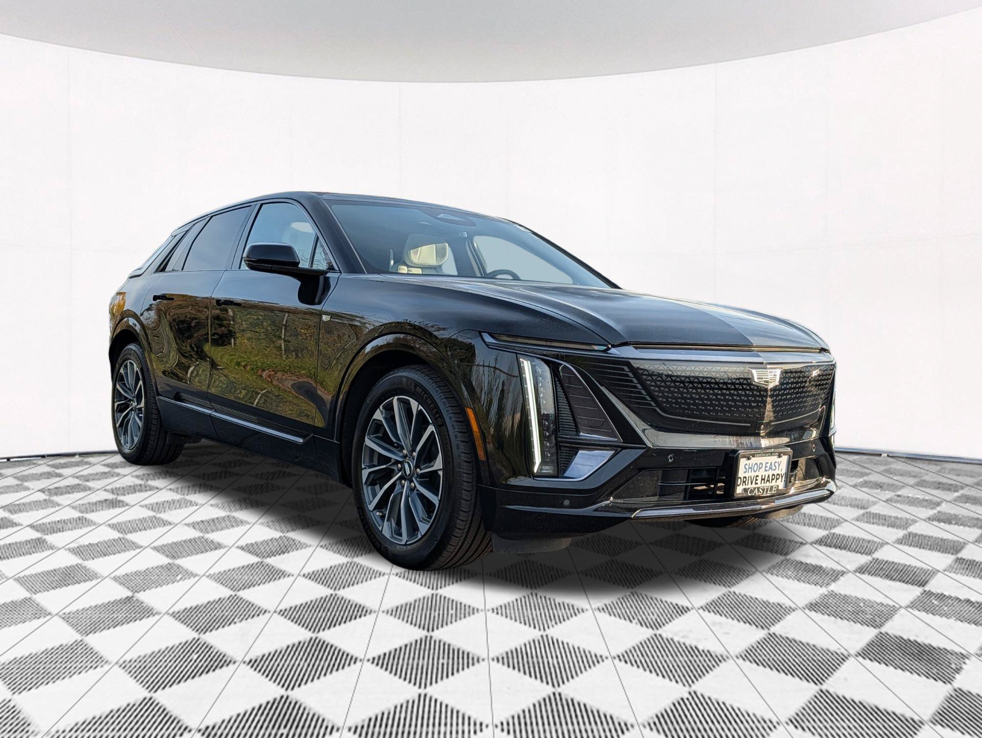 Used 2024 Cadillac Lyriq Sport w/ LPO, Floor Liner Package AWD/4WD image 21