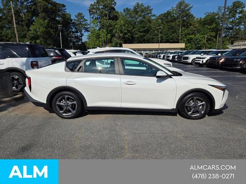 Used 2025 Kia K4 FWD image 12
