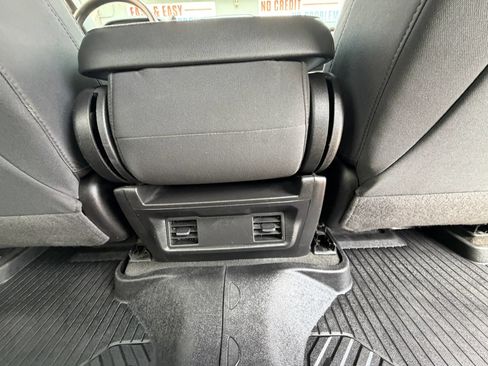 Used 2021 Chevrolet Silverado 1500 Custom w/ LPO, Dark Essentials Package RWD image 18