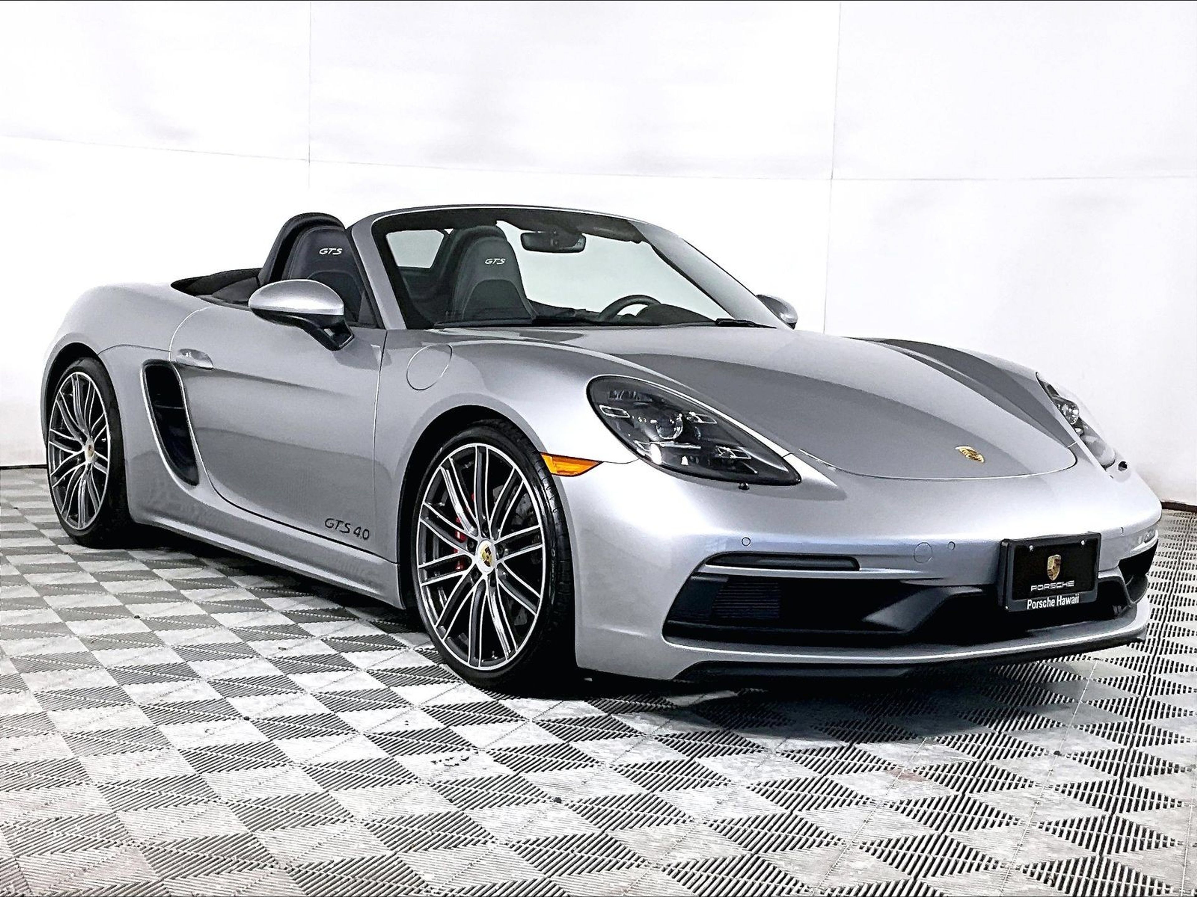 Used 2025 Porsche 718 Boxster GTS RWD image 7