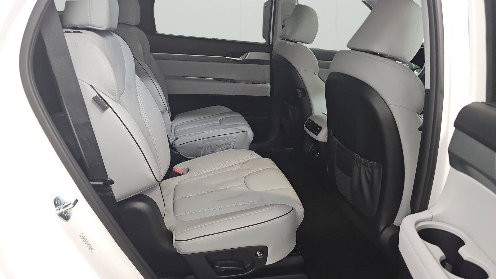 Certified 2025 Hyundai Palisade SEL AWD/4WD image 13