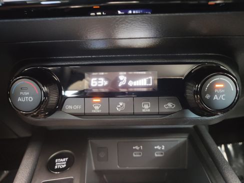 Certified 2026 Nissan Kicks SV FWD image 20