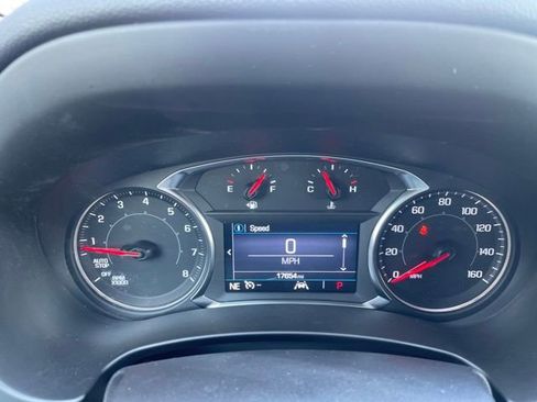 Used 2024 GMC Terrain SLE image 16