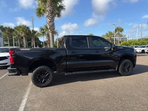 Used 2021 Chevrolet Silverado 1500 LT Trail Boss w/ Convenience Package II AWD/4WD image 12