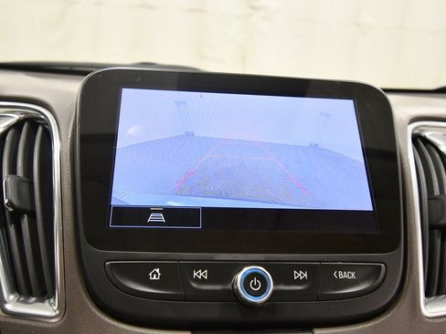 Used 2024 Chevrolet Malibu LT image 25