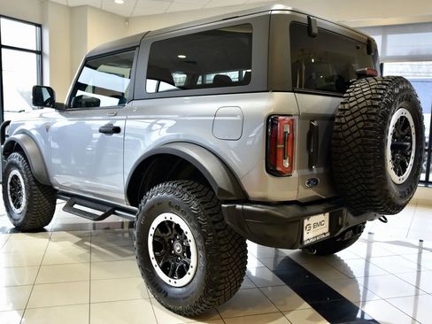 Used 2023 Ford Bronco Badlands image 4