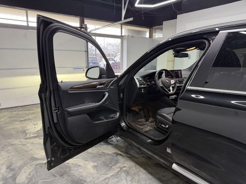 Used 2023 BMW X3 xDrive30i w/ Premium Package image 9