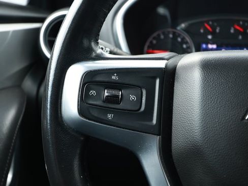 Used 2020 Chevrolet Blazer LT FWD image 12
