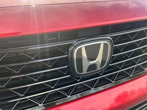 Used 2023 Honda Accord Sport image 27