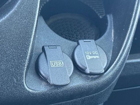 Used 2021 RAM ProMaster 2500 w/ Premium Appearance Group image 37