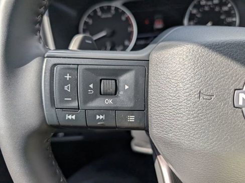Used 2025 Nissan Rogue SV w/ SV Premium Package AWD/4WD image 14