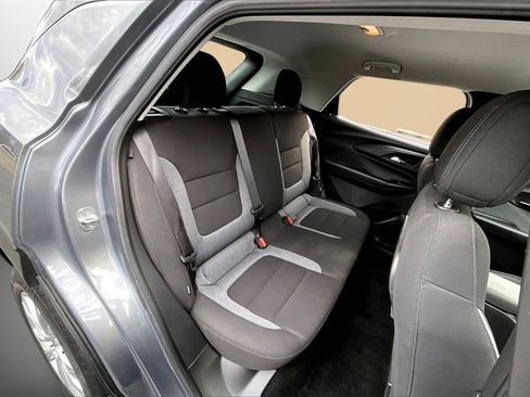 Used 2022 Chevrolet TrailBlazer LS image 23