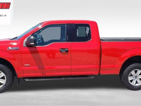 Used 2015 Ford F150 XLT w/ Equipment Group 301A Mid AWD/4WD image 6