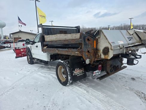 Used 2019 Ford F450 XL w/ XL Value Package image 5