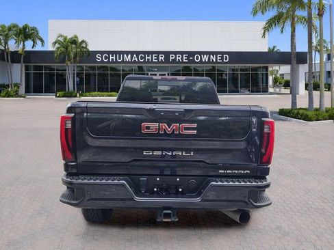 Used 2025 GMC Sierra 2500 Denali AWD/4WD image 6