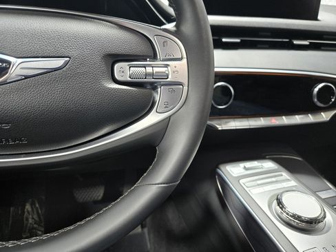 Used 2023 Genesis GV70 2.5T w/ Advanced Package image 16