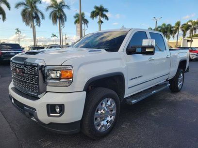 Used 2019 GMC Sierra 2500 Denali w/ Duramax Plus Package