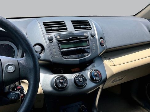 Used 2011 Toyota RAV4 2WD w/ Base L4 Extra Value Pkg image 6