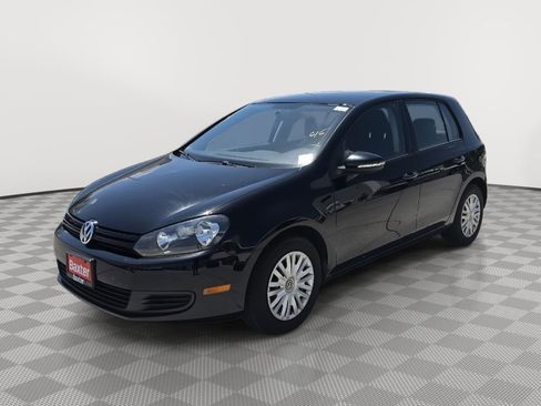 Used 2013 Volkswagen Golf 4-Door FWD image 10