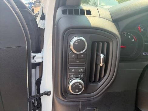 New 2026 GMC Sierra 2500 Pro AWD/4WD image 19