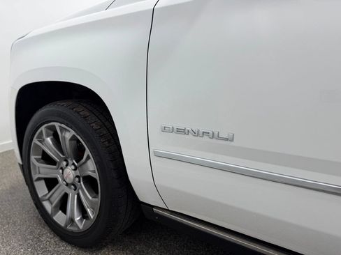 Used 2015 GMC Yukon XL Denali w/ Touring Package AWD/4WD image 22