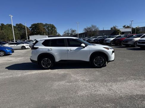 New 2026 Nissan Rogue SV w/ Cold Weather Package image 4
