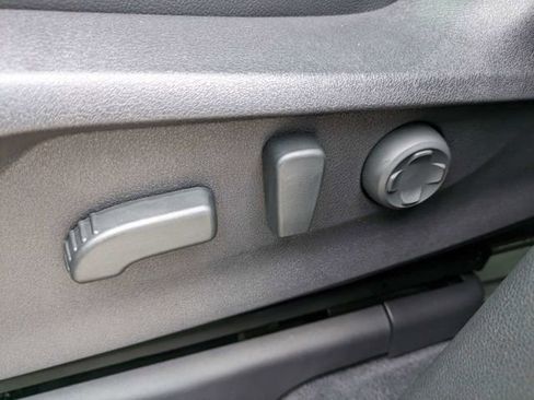 New 2025 Subaru Ascent Limited image 22