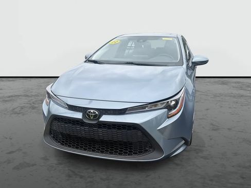 Used 2022 Toyota Corolla LE FWD image 1