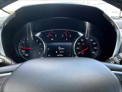 Used 2023 Chevrolet Equinox Premier image 24