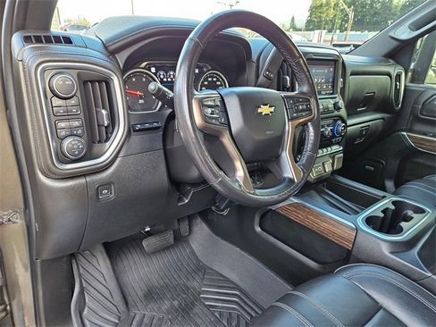 Used 2022 Chevrolet Silverado 3500 High Country w/ Z71 Off-Road Package image 19
