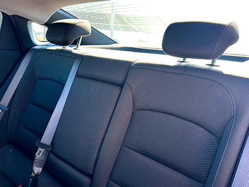 Used 2024 Chevrolet Malibu LT image 19