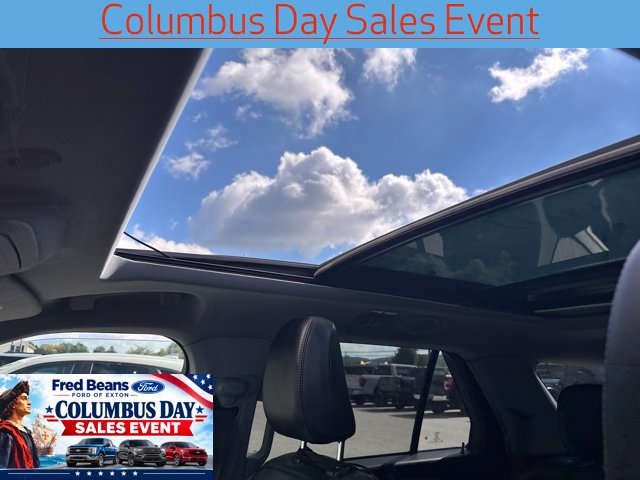 Used 2022 Ford Explorer XLT w/ Equipment Group 202A AWD/4WD image 11