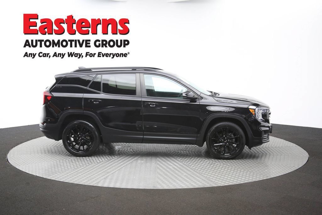 Used 2023 GMC Terrain SLE w/ Driver Convenience Package AWD/4WD image 48