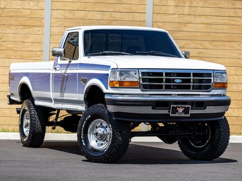 Used 1997 Ford F350 4x4 Regular Cab image 3