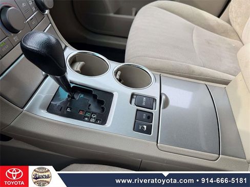 Used 2013 Toyota Highlander Plus image 20