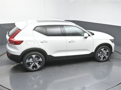 New 2025 Volvo XC40 B5 Plus w/ Protection Package Premier image 50