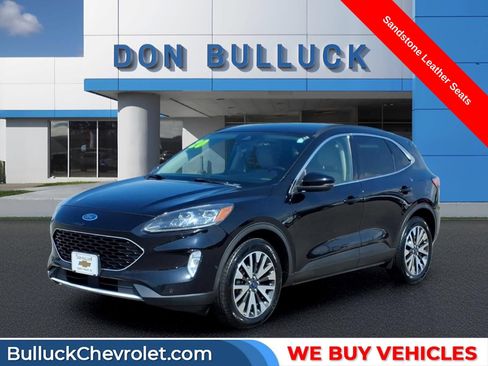 Used 2020 Ford Escape Titanium AWD/4WD image 1