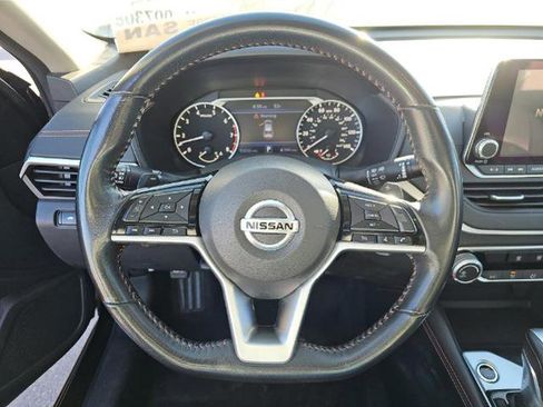 Used 2021 Nissan Altima 2.5 SR image 6