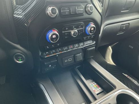 Used 2020 GMC Sierra 1500 AT4 w/ AT4 Premium Package AWD/4WD image 21