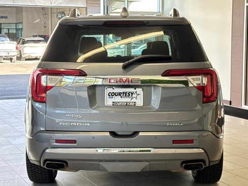 Used 2020 GMC Acadia Denali w/ Denali Ultimate Package image 5