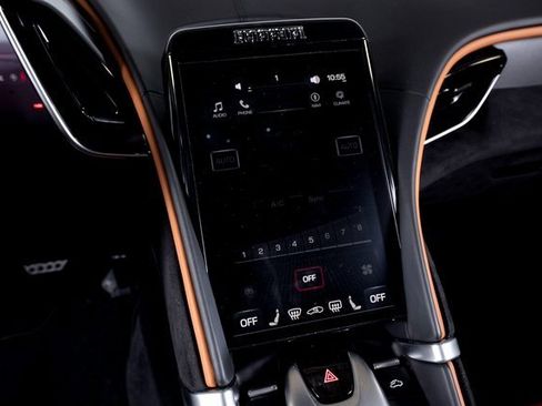 Used 2024 Ferrari Roma Spider image 42