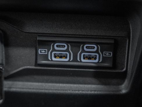 New 2025 Jeep Grand Cherokee Altitude image 31