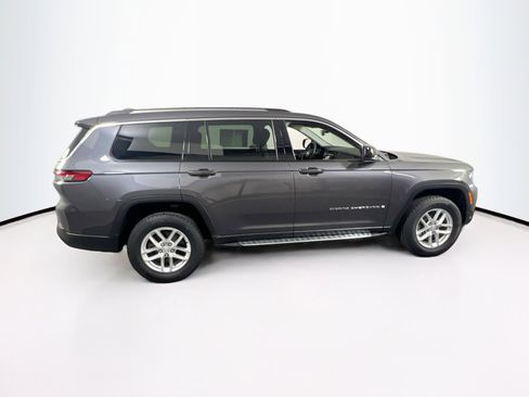 Used 2023 Jeep Grand Cherokee L Laredo image 4