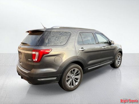 Used 2018 Ford Explorer Limited w/ Ford Safe & Smart Package AWD/4WD image 4